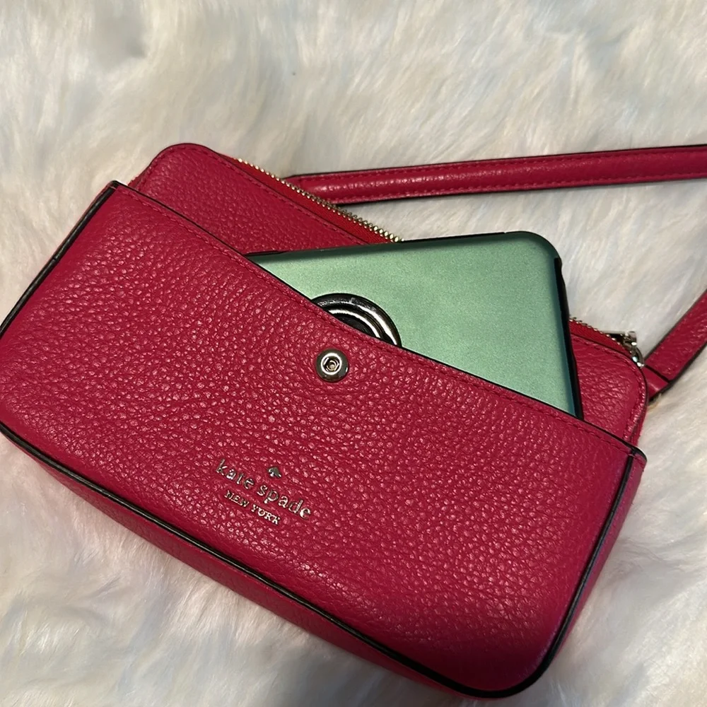 Kate Spade New York Vibrant Fuchsia Red Small Like New Crossbody Bag
